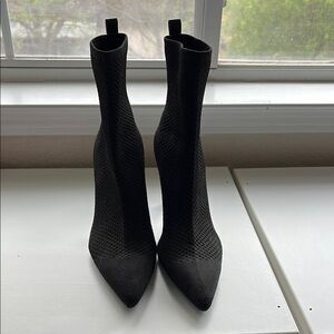 Zara Elegant Black Women's Boots